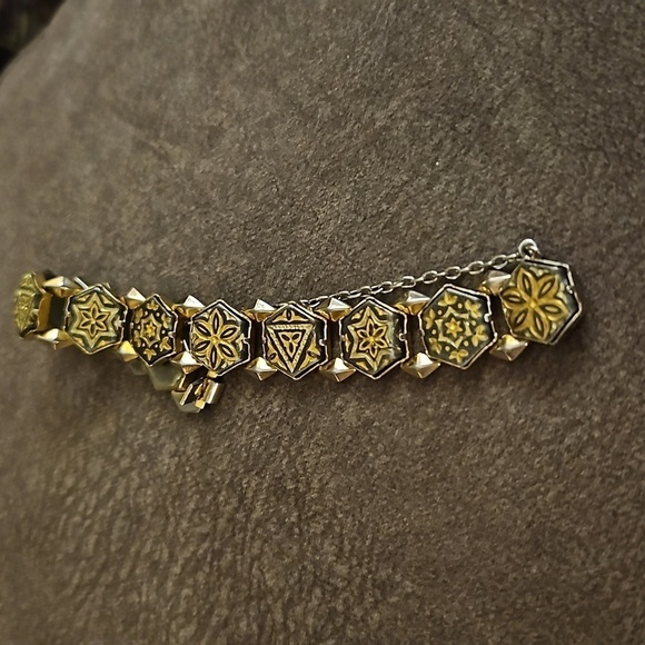 VTG Floral Stars Damascene Hexagon Link Castlecore Bracelet - Picture 9 of 11
